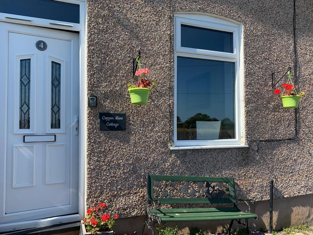 Copper Mine Cottage Llandudno Exterior photo